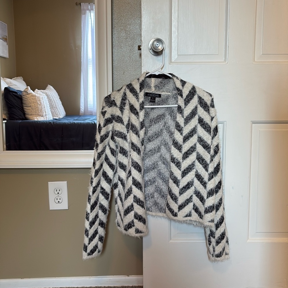 August Silk Light Fuzzy Jacket